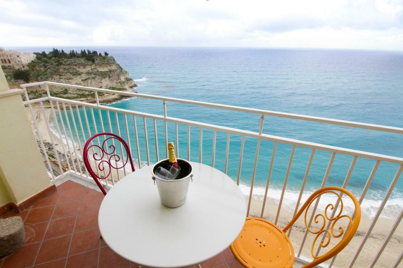 Isola Bella Sea-View Apartment Tropea Εξωτερικό φωτογραφία