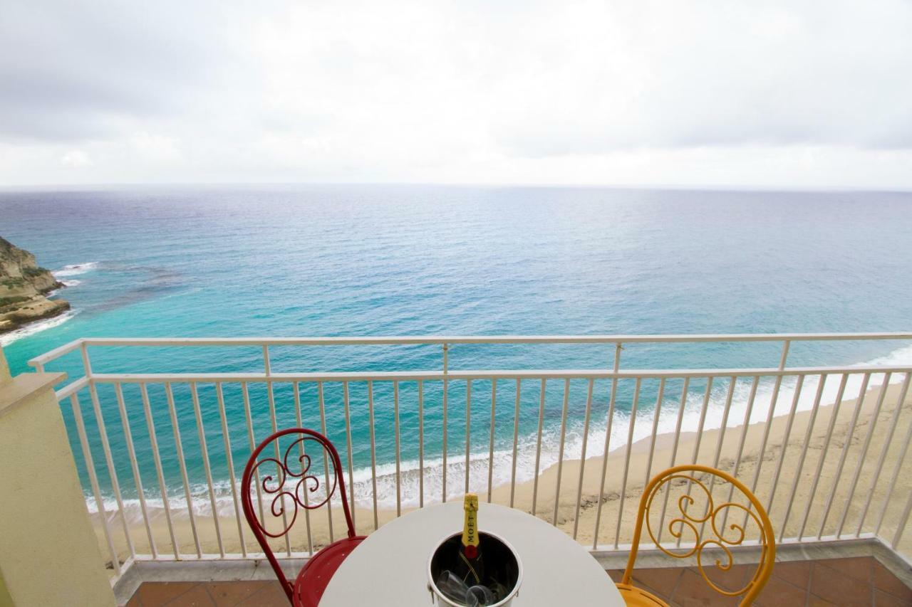 Isola Bella Sea-View Apartment Tropea Εξωτερικό φωτογραφία